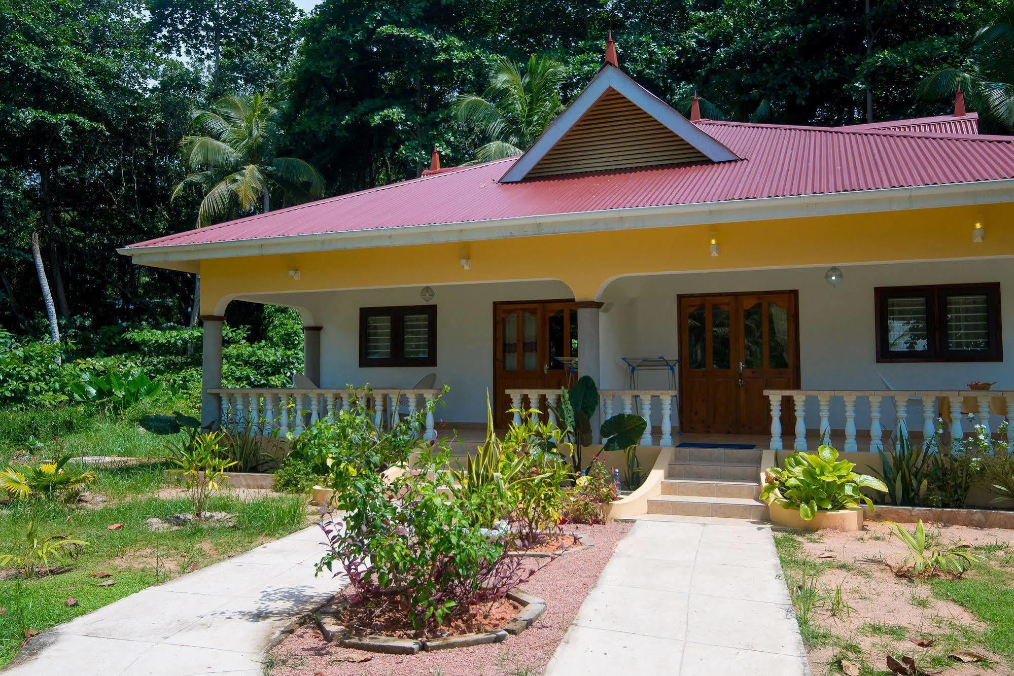 Zerof Self Catering Apartments La Digue Eksteriør billede